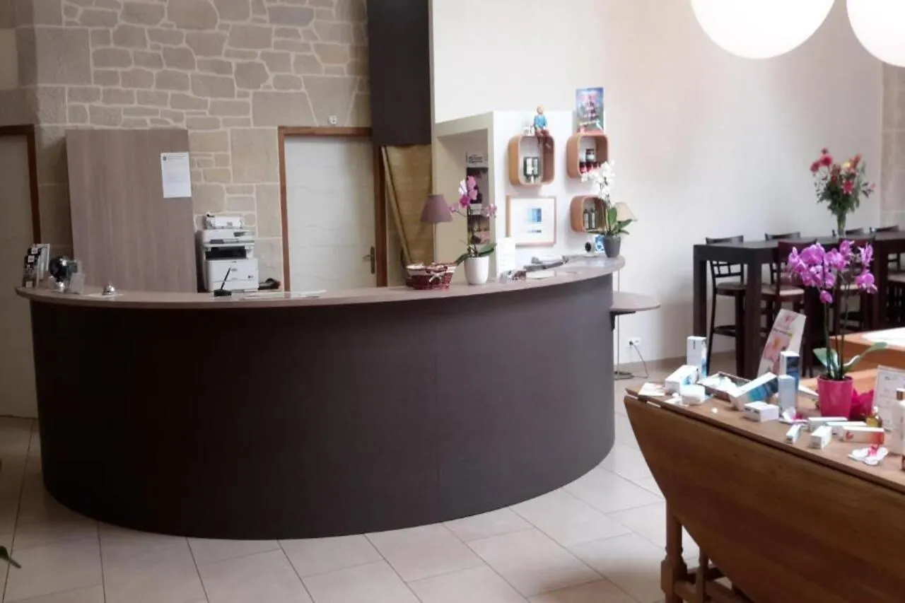 Brit Hotel Alghotel Κανκάλ
